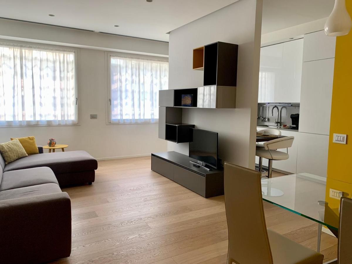 Fifty Eight Milan Duomo Apartamento Exterior foto